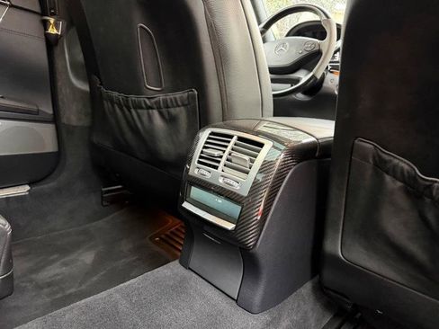 Used 2012 Mercedes-Benz S 63 AMG image 75