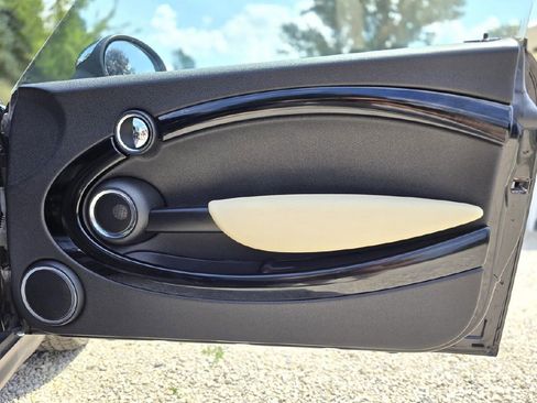 Used 2012 MINI Cooper Coupe image 22