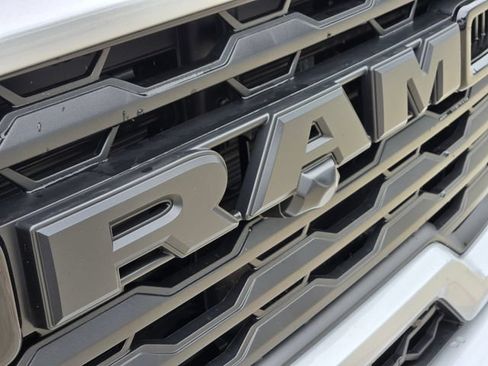 Certified 2026 RAM 2500 Big Horn AWD/4WD image 11