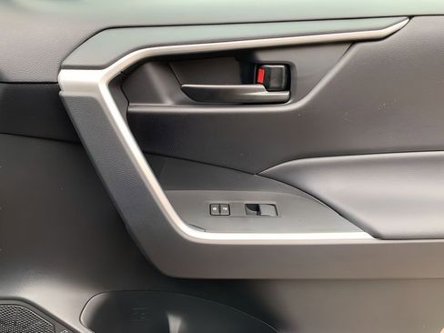 New 2025 Toyota RAV4 LE image 17