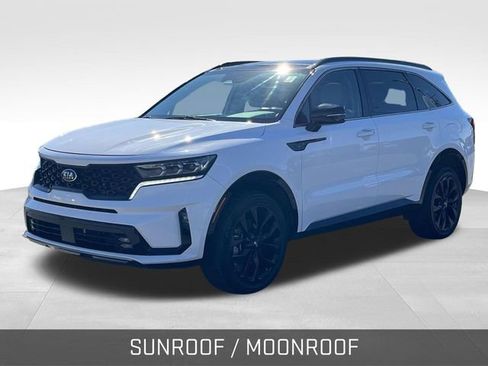 Used 2021 Kia Sorento SX image 3