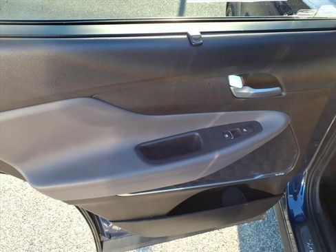 Used 2020 Hyundai Santa Fe Limited image 21