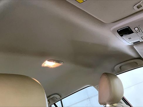 Used 2018 Subaru Outback 2.5i AWD/4WD image 13