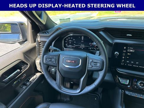 Used 2025 GMC Sierra 1500 AT4 w/ AT4 Premium Package AWD/4WD image 17