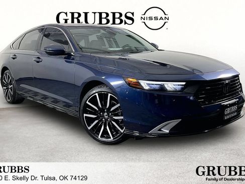Used 2024 Honda Accord Touring image 1