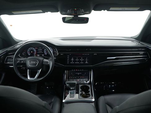 Used 2019 Audi Q8 Premium Plus image 14