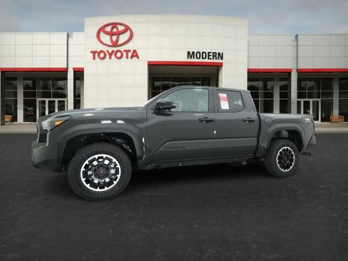 New 2026 Toyota Tacoma TRD Off-Road w/ TRD Off Road Premium Package AWD/4WD image 8