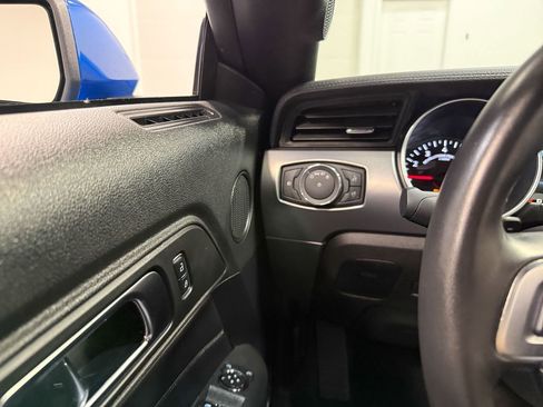 Used 2019 Ford Mustang GT Premium w/ Black Accent Package RWD image 71