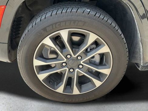 Used 2021 Jeep Grand Cherokee L Overland w/ Luxury Tech Group IV image 9