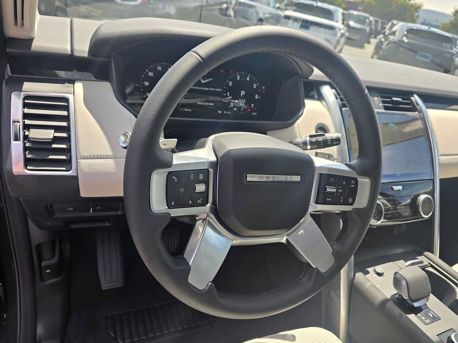 New 2026 Land Rover Discovery S AWD/4WD image 26