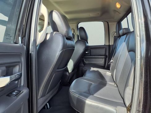 Used 2011 RAM 1500 Laramie image 10