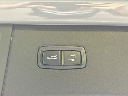 Certified 2026 Porsche Cayenne AWD/4WD image 14