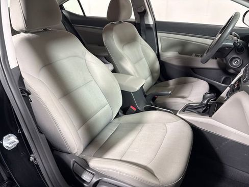 Used 2018 Hyundai Elantra SEL w/ Cargo Package FWD image 14