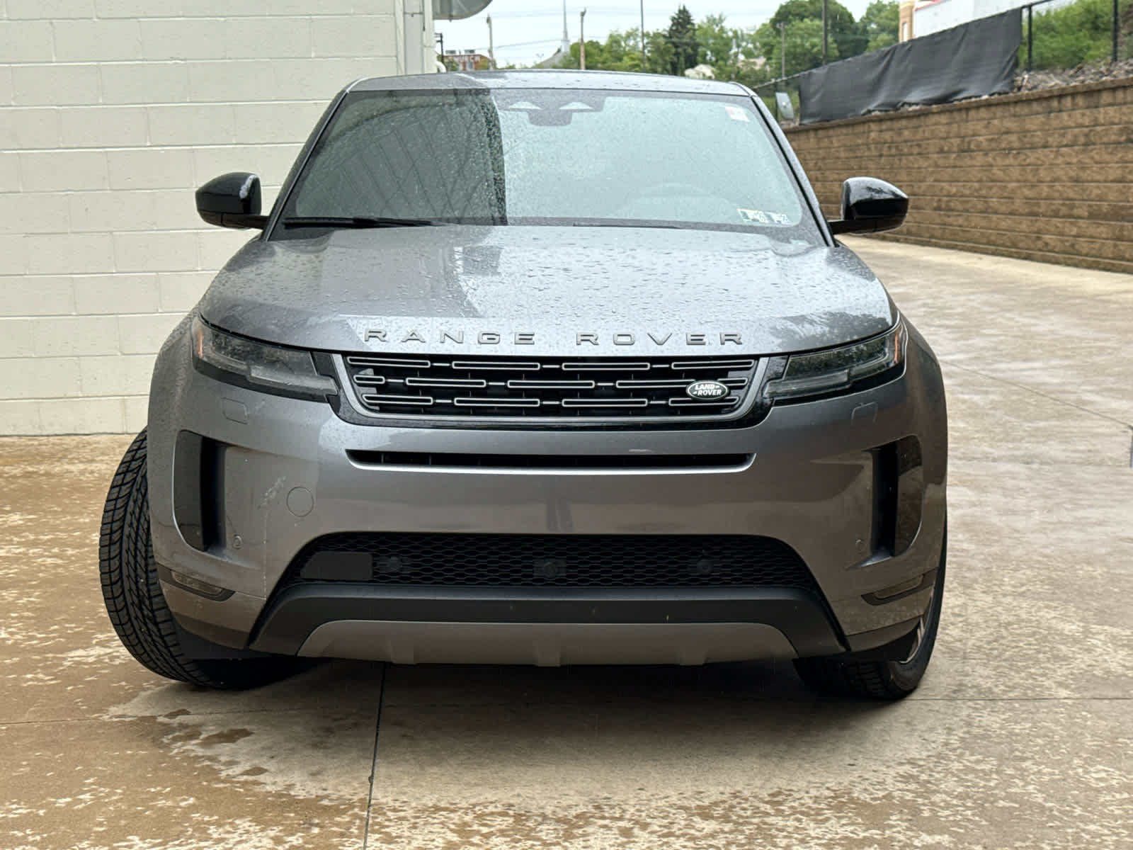 Used 2026 Land Rover Range Rover Evoque S AWD/4WD image 2
