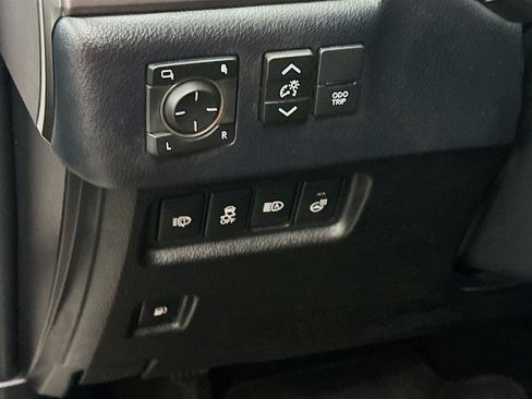 Used 2023 Lexus GX 460 Premium w/ Premium Plus Package image 17