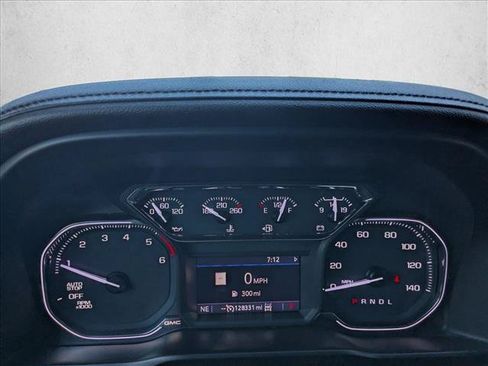 Used 2020 GMC Sierra 1500 AT4 w/ AT4 Premium Package AWD/4WD image 10