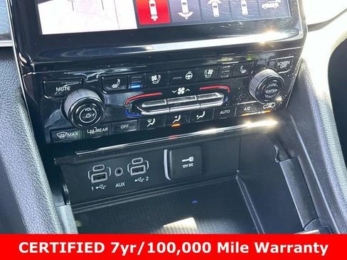 Used 2024 Jeep Grand Cherokee Limited w/ Luxury Tech Group II AWD/4WD image 26