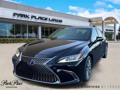 Used 2020 Lexus ES 300h w/ Premium Package