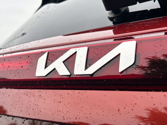 Used 2025 Kia Seltos S AWD/4WD image 10