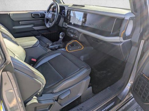 Used 2023 Ford Bronco Badlands image 20
