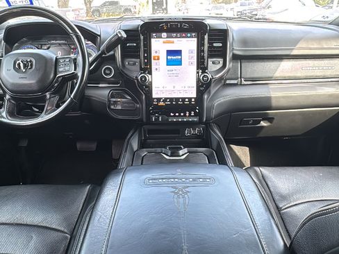 Used 2022 RAM 3500 Limited image 17