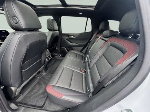 Used 2026 Chevrolet Equinox RS image 12