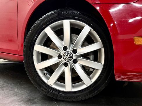 Used 2012 Volkswagen Jetta TDI FWD image 11