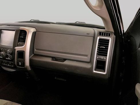 Used 2017 RAM 2500 Big Horn w/ Black Appearance Group AWD/4WD image 16