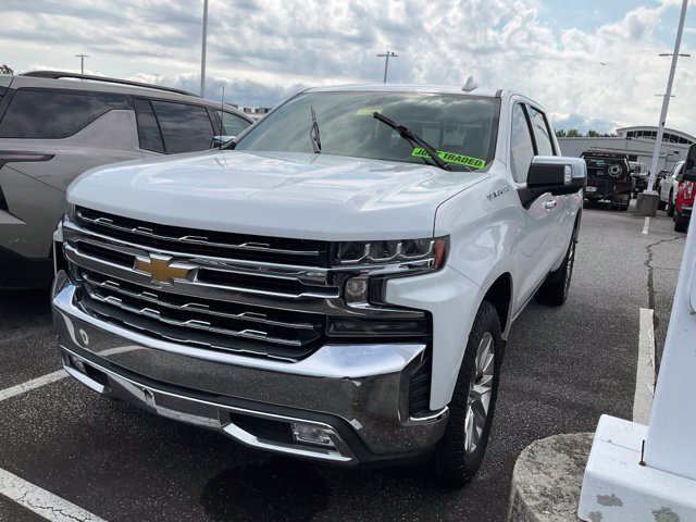 Used 2019 Chevrolet Silverado 1500 LTZ w/ LTZ Convenience Package RWD image 3