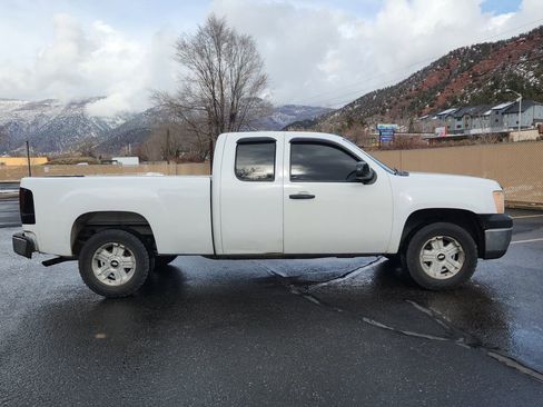 Used 2008 GMC Sierra 1500 W/T w/ Work Truck Preferred Package image 2