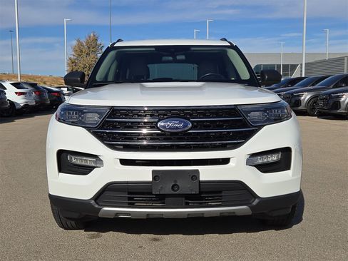 Used 2020 Ford Explorer XLT w/ Equipment Group 202A image 10