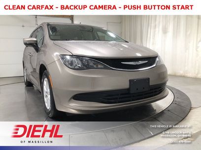 Used 2017 Chrysler Pacifica Touring