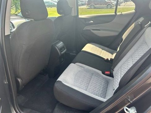 Used 2022 Chevrolet Equinox LT FWD image 31