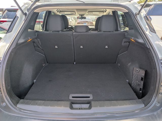 Used 2025 Nissan Kicks SV FWD image 25