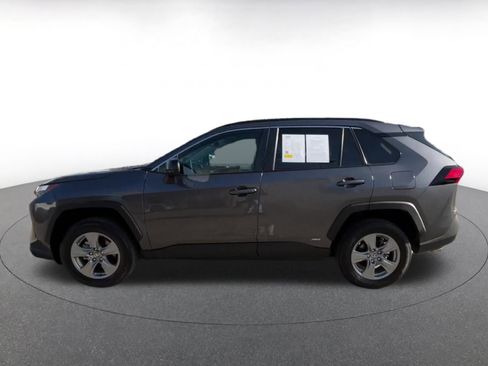 Used 2025 Toyota RAV4 LE image 9