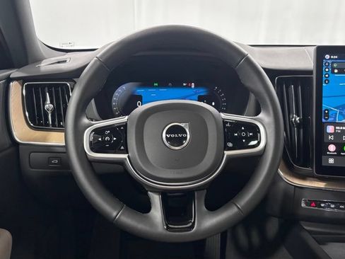 Certified 2026 Volvo XC60 B5 Plus AWD/4WD image 13