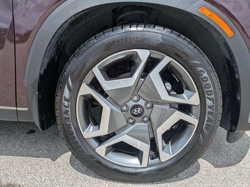 Used 2023 Hyundai Palisade Limited FWD image 11