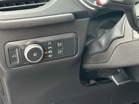 Used 2022 Ford Escape SEL image 21