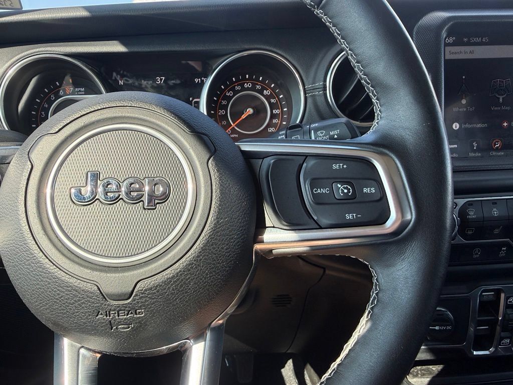Used 2019 Jeep Wrangler Unlimited Sahara AWD/4WD image 24