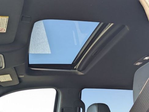 Certified 2022 Chevrolet Silverado 3500 High Country w/ Snow Plow Prep/Camper Package image 15