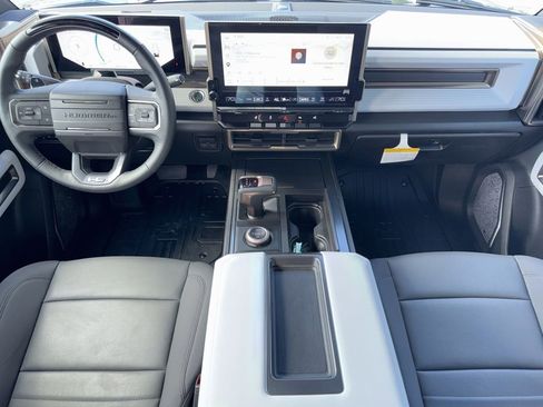 Used 2025 GMC Hummer EV 3X AWD/4WD image 11