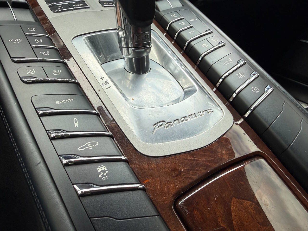 Used 2011 Porsche Panamera 4S AWD/4WD image 46