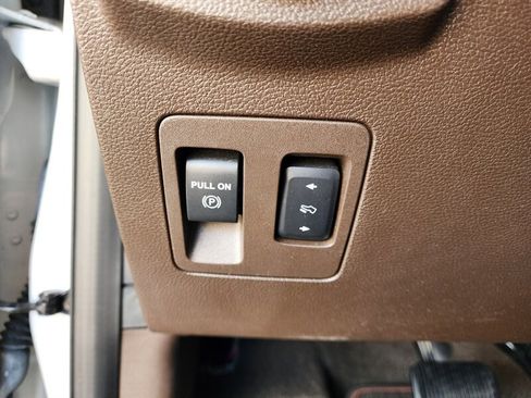 Used 2019 Ford F150 King Ranch w/ Equipment Group 601A Luxury AWD/4WD image 29