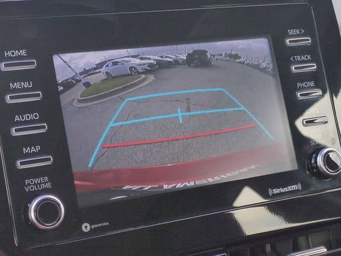 Used 2024 Toyota Camry SE image 14