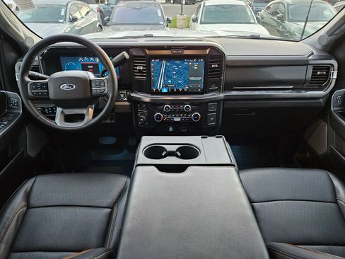 Used 2025 Ford F350 Lariat image 33