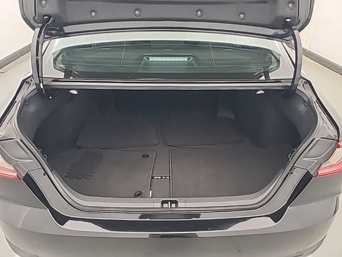 Used 2026 Toyota Camry LE FWD image 18