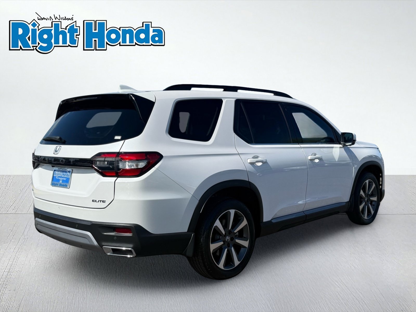 Used 2024 Honda Pilot Elite image 9