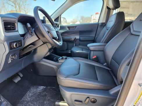 New 2026 Ford Maverick Lariat w/ Black Appearance Package AWD/4WD image 18