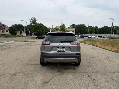 Used 2021 Jeep Cherokee Limited w/ Elite Package AWD/4WD image 6