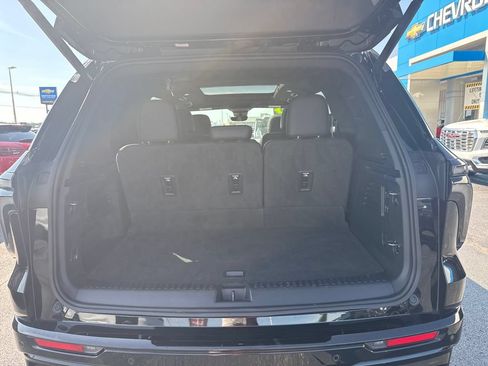 Used 2024 Chevrolet Traverse RS AWD/4WD image 26